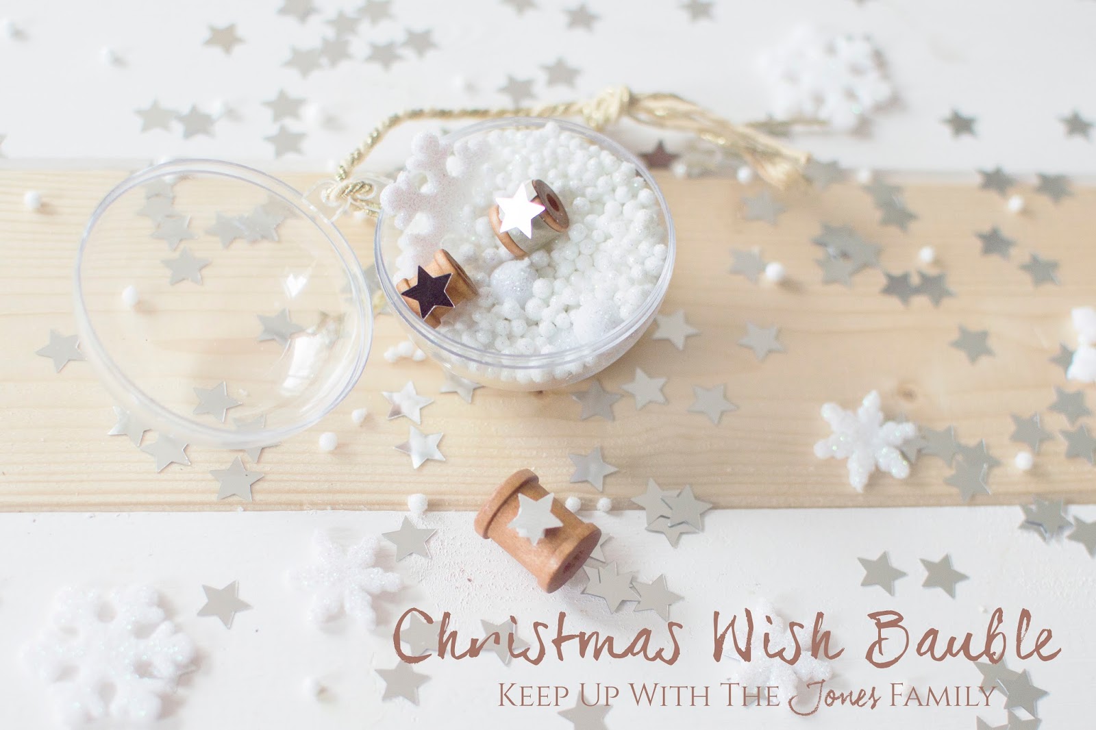 CHRISTMAS WISH BAUBLES