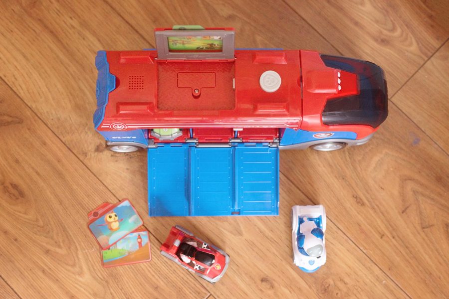 PAW PATROL MISSION CRUISER AND MINI VEHICLES REVIEW