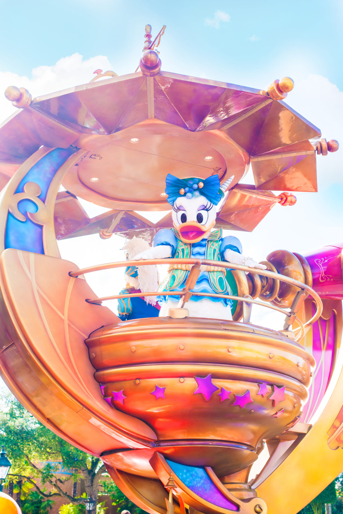 Daisy Duck in her Stars on Parade Costume, Disneyland Paris