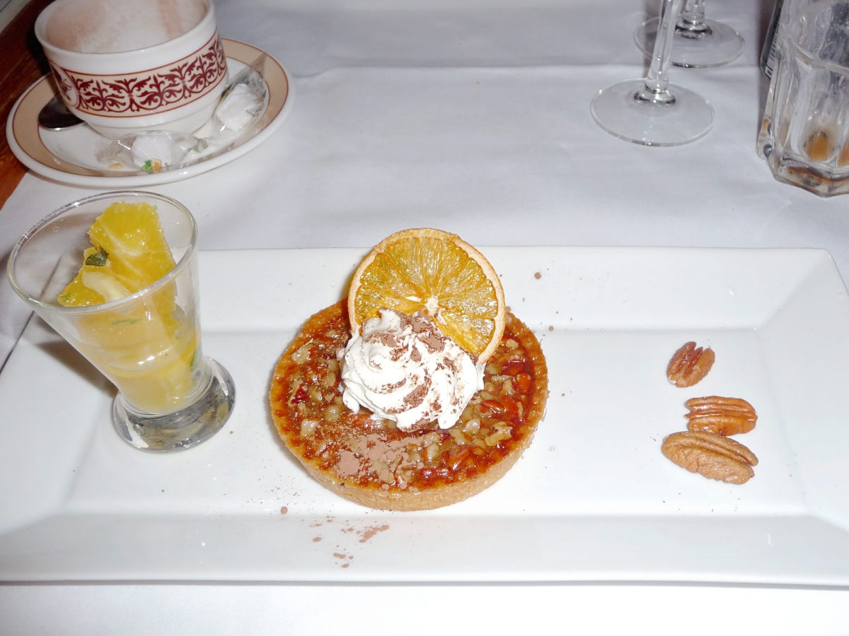 Image shows a dessert from walt's restaurant in disneyland paris