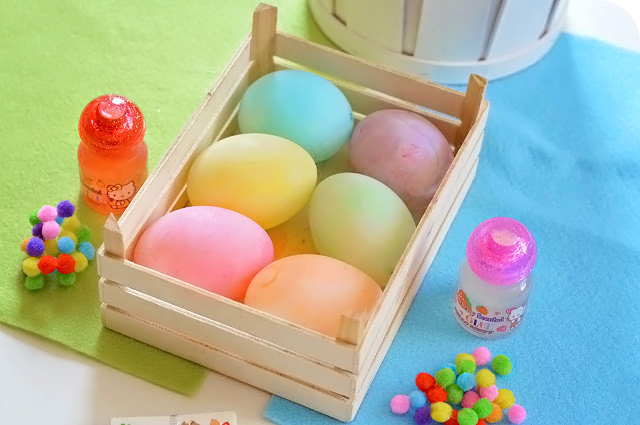 The Ultimate Guide to Dyeing Your Easter Eggs